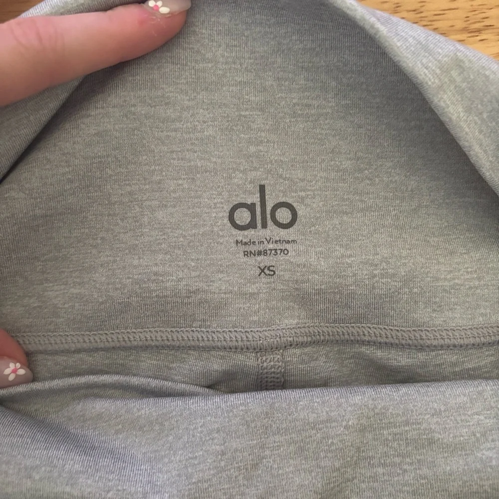 ALO Yoga | Women's Gray White Legit Legging Size XS Pilates Barre Yoga Workout
